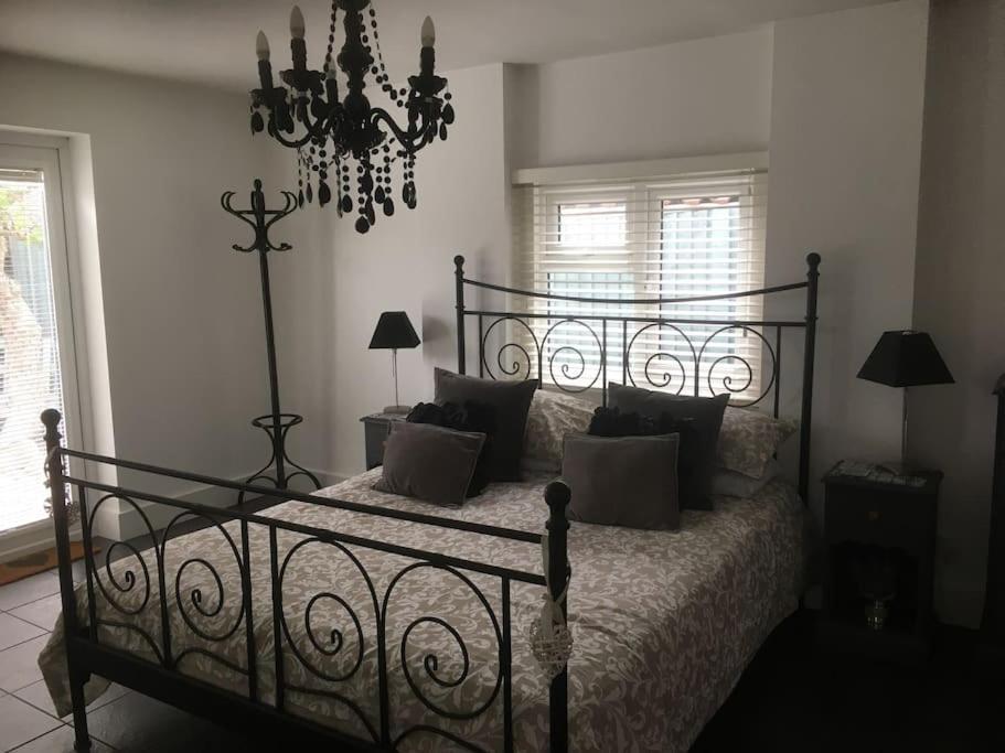 NazeingHerb Garden Bungalow别墅 外观 照片